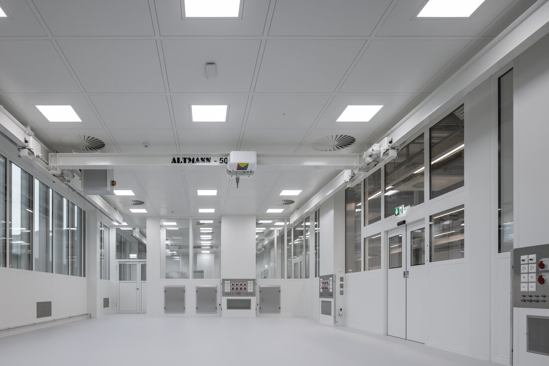 © © www.Lindner-Group.com © © www.Lindner-Group.com