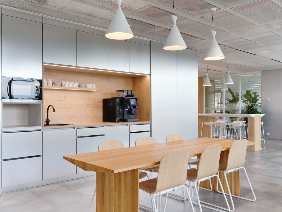 © © www.Lindner-Group.com © © www.Lindner-Group.com