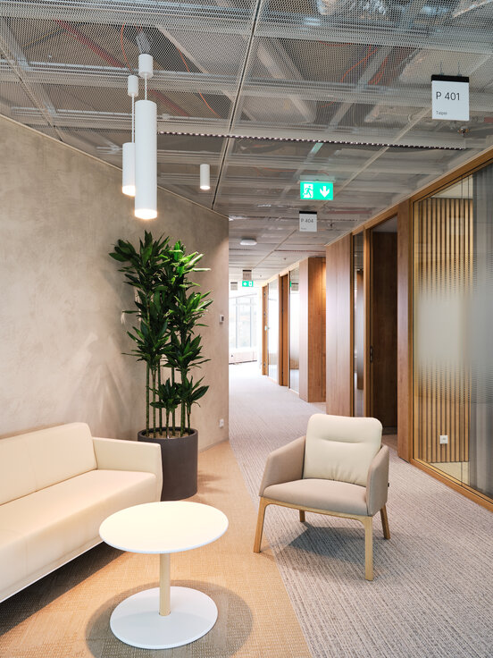 © © www.Lindner-Group.com © © www.Lindner-Group.com