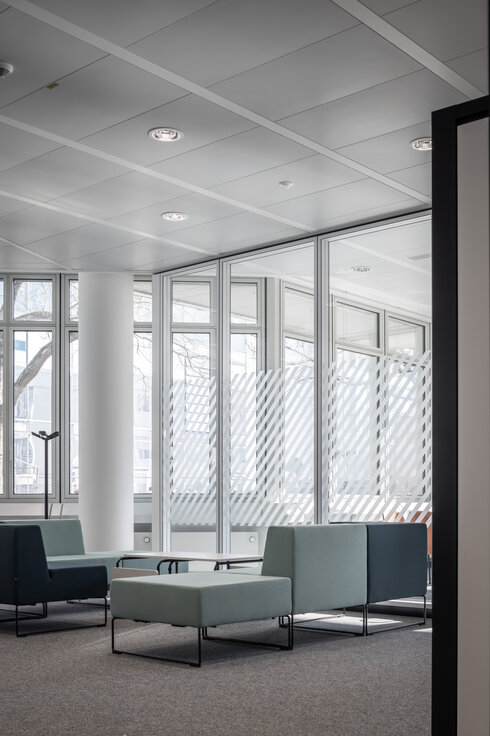 © © www.Lindner-Group.com © © www.Lindner-Group.com