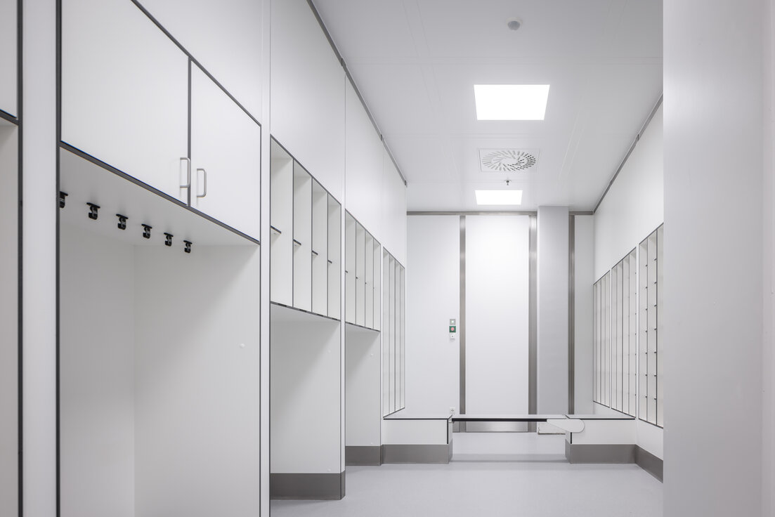 © © www.Lindner-Group.com © © www.Lindner-Group.com