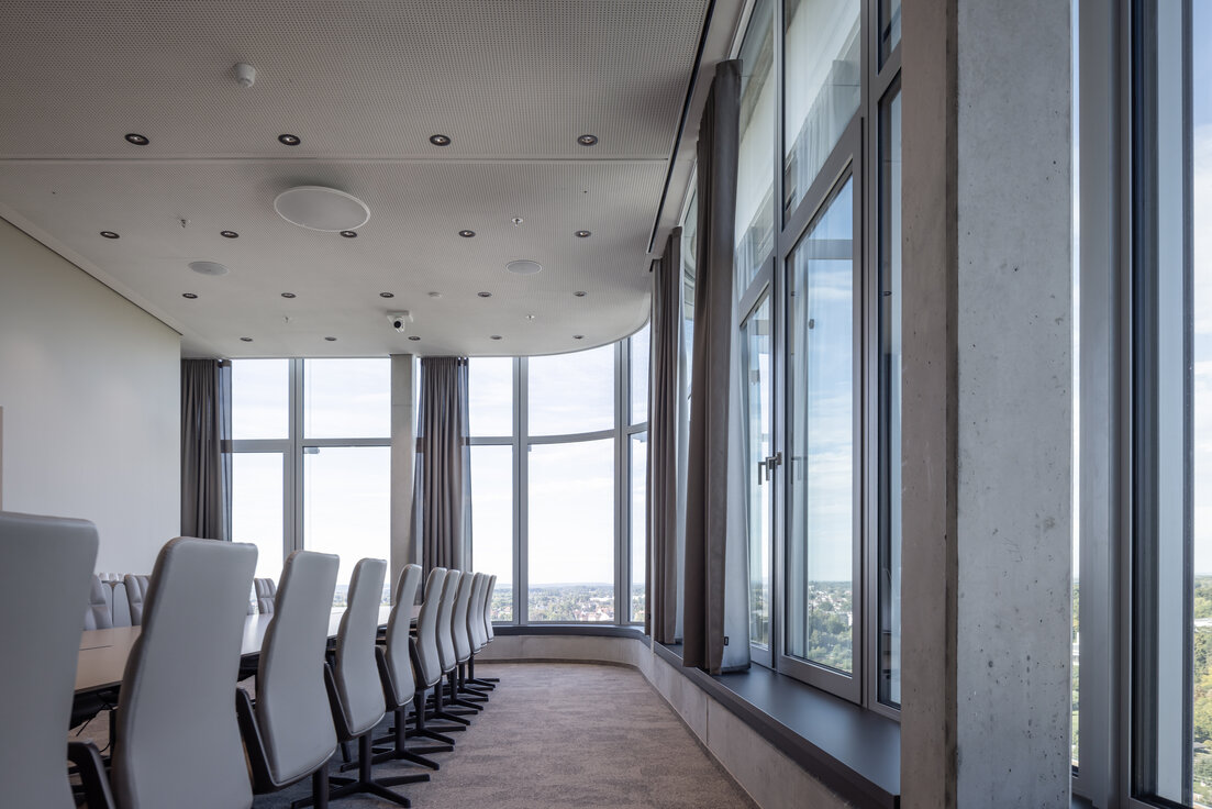 © © www.Lindner-Group.com © © www.Lindner-Group.com