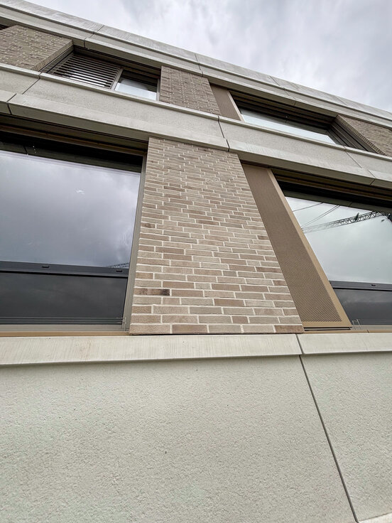 © © www.Lindner-Group.com © © www.Lindner-Group.com