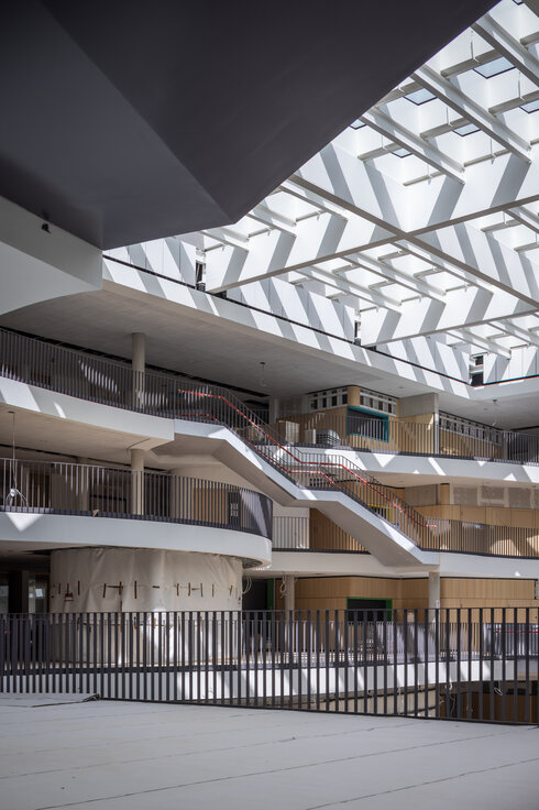 © © www.Lindner-Group.com © © www.Lindner-Group.com