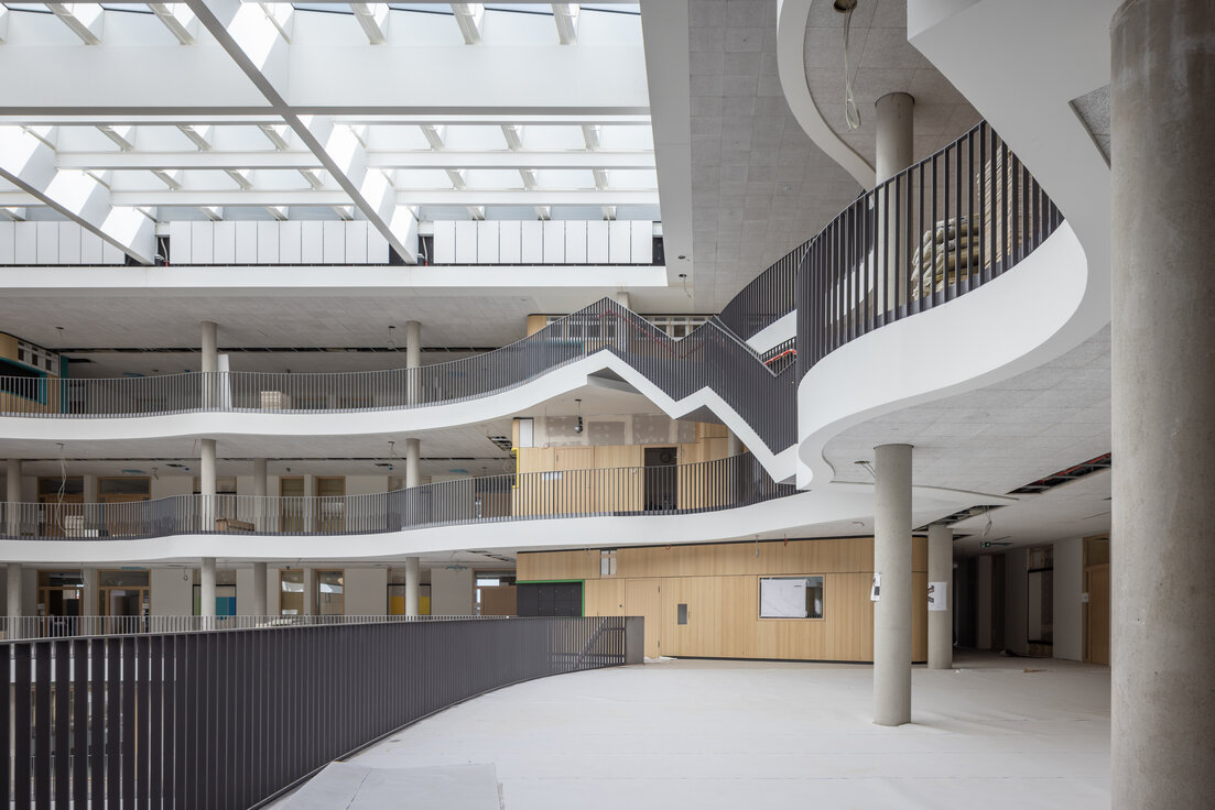 © © www.Lindner-Group.com © © www.Lindner-Group.com