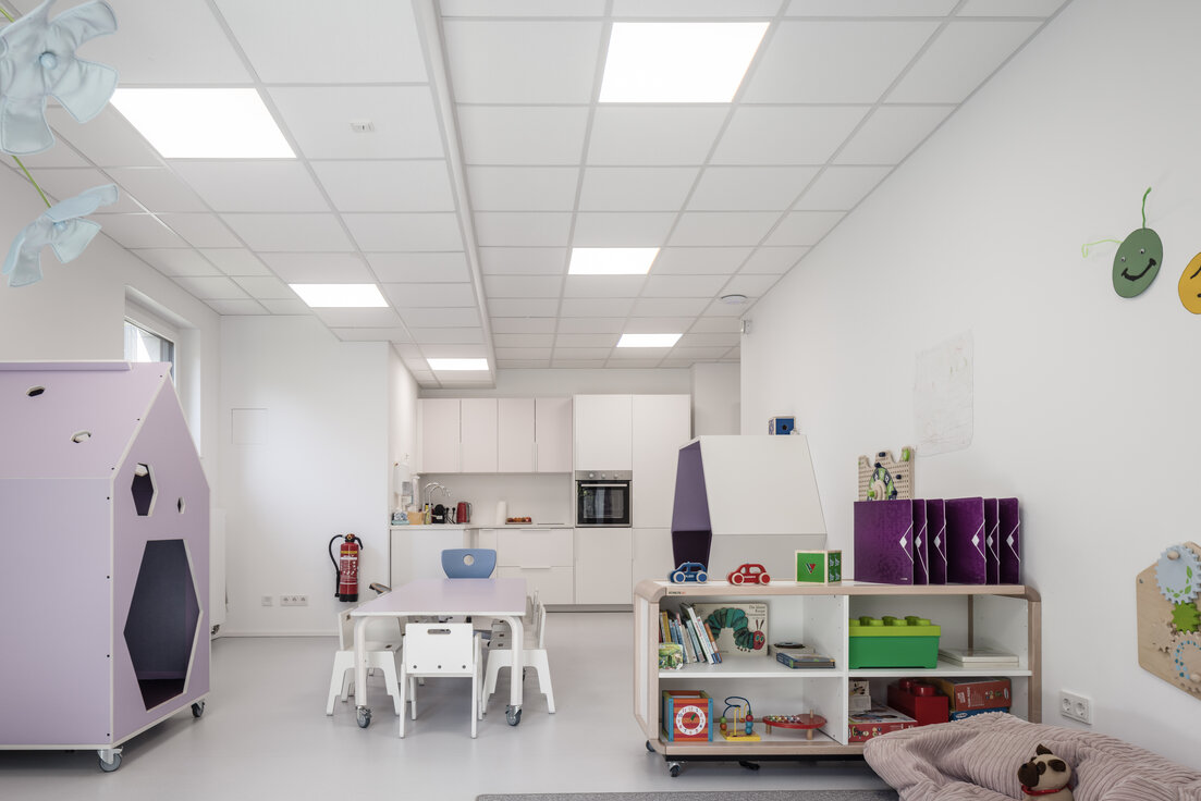 © © www.Lindner-Group.com © © www.Lindner-Group.com