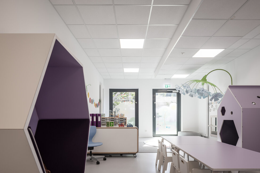 © © www.Lindner-Group.com © © www.Lindner-Group.com