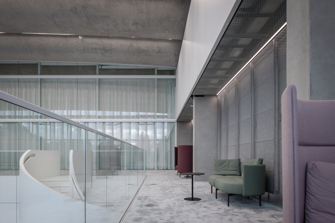 © © www.Lindner-Group.com © © www.Lindner-Group.com