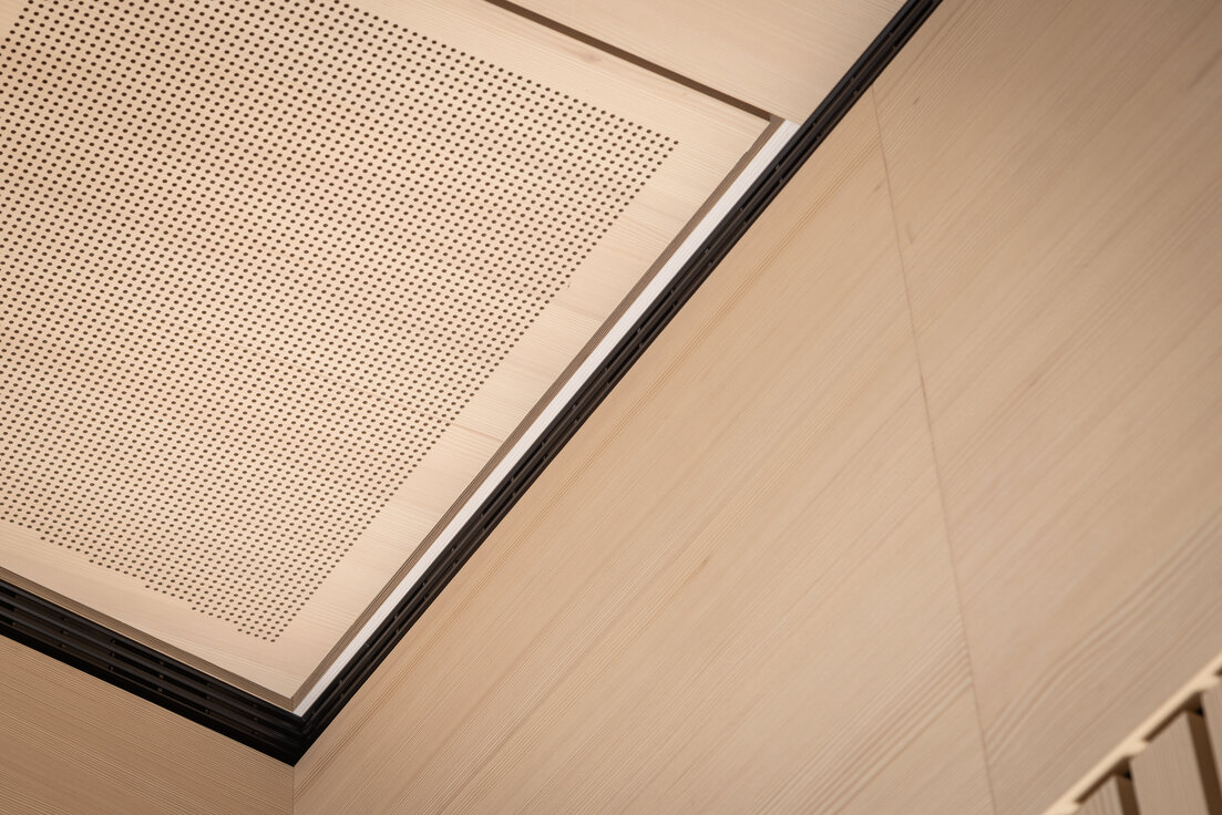 © © www.Lindner-Group.com © © www.Lindner-Group.com