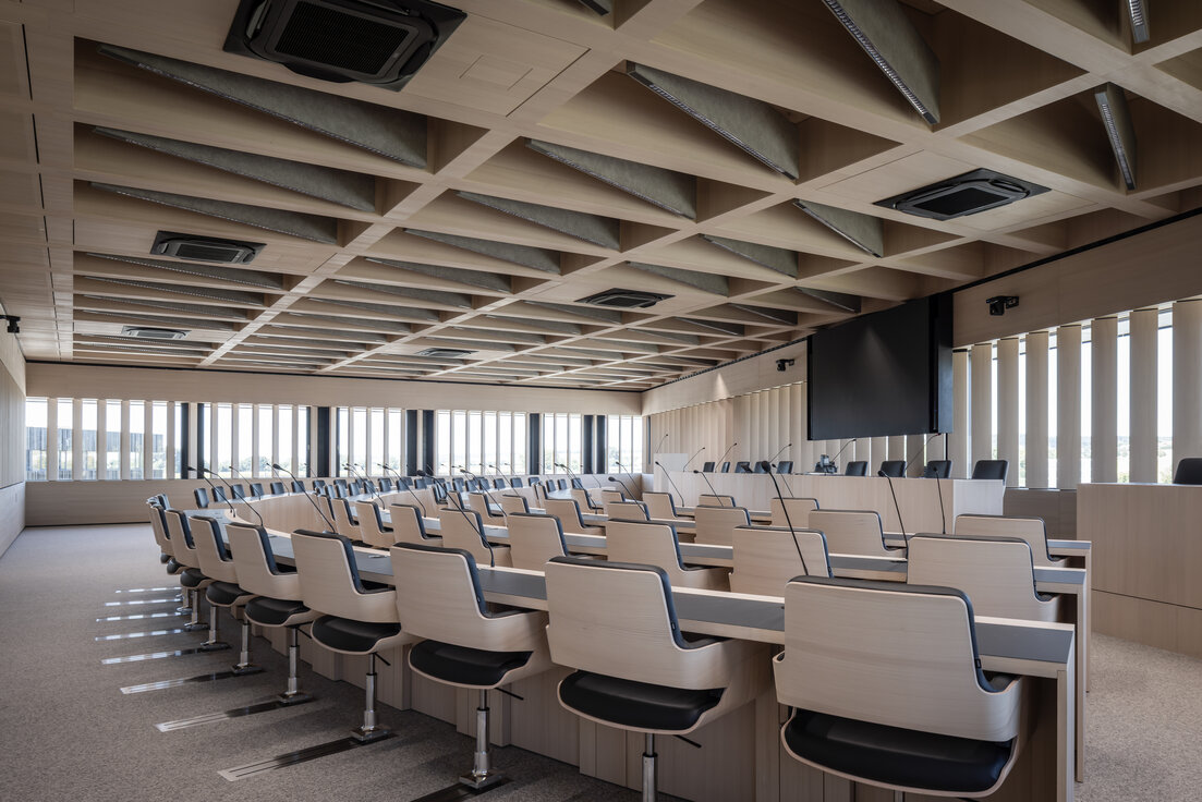 © © www.Lindner-Group.com © © www.Lindner-Group.com