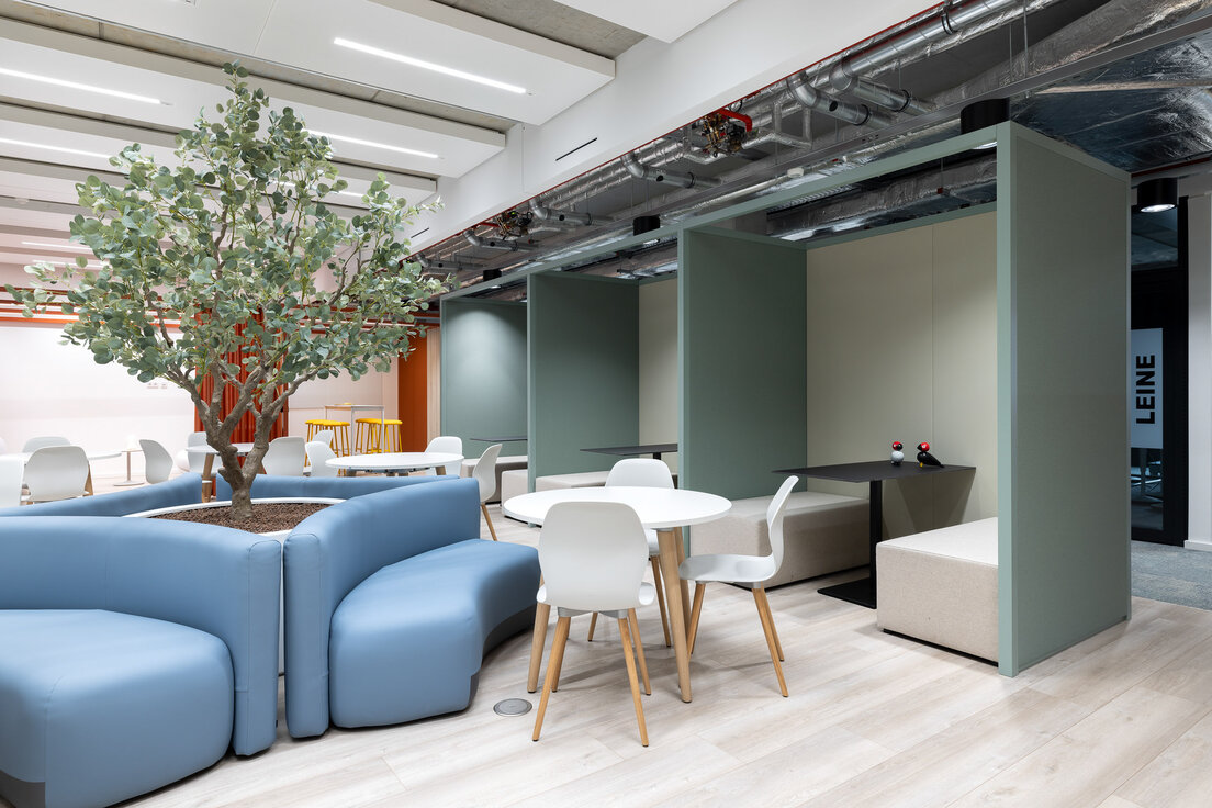 © © Nikolay Kasakov © © Nikolay Kasakov