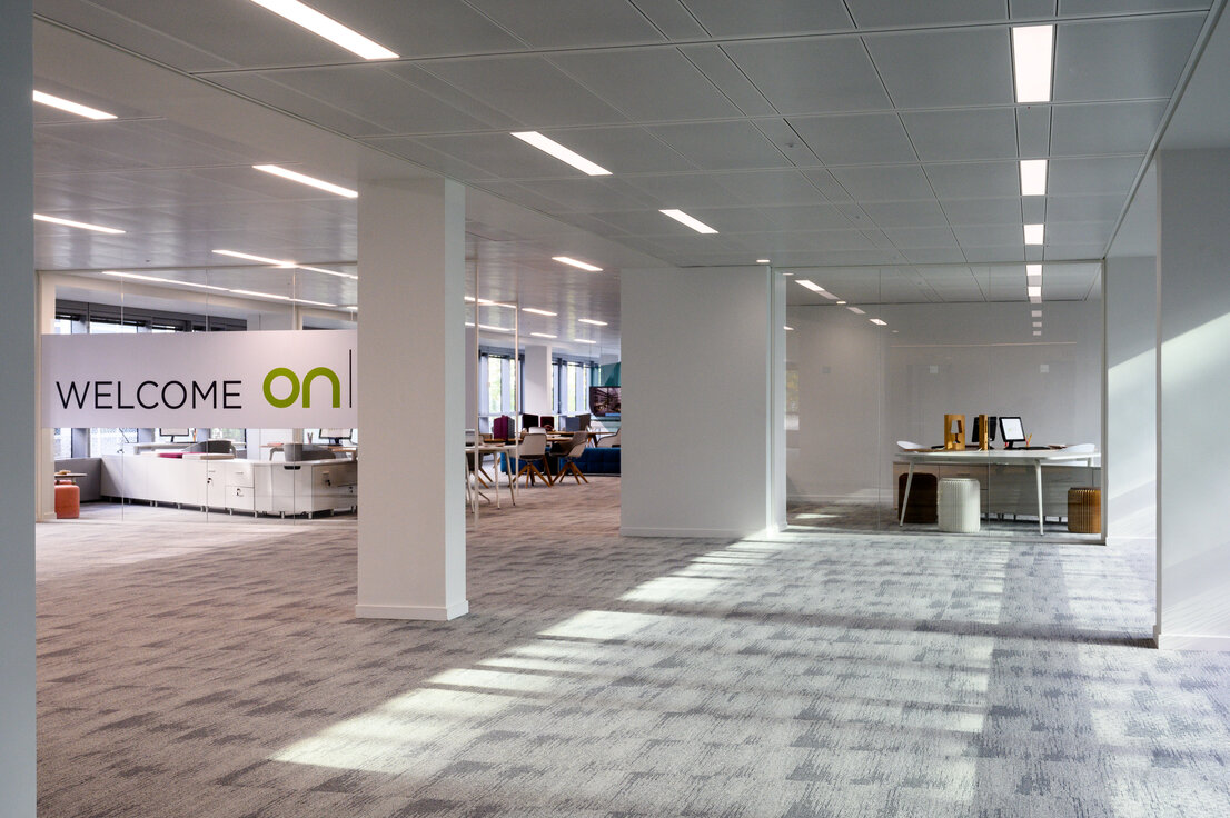 © © www.Lindner-Group.com © © www.Lindner-Group.com