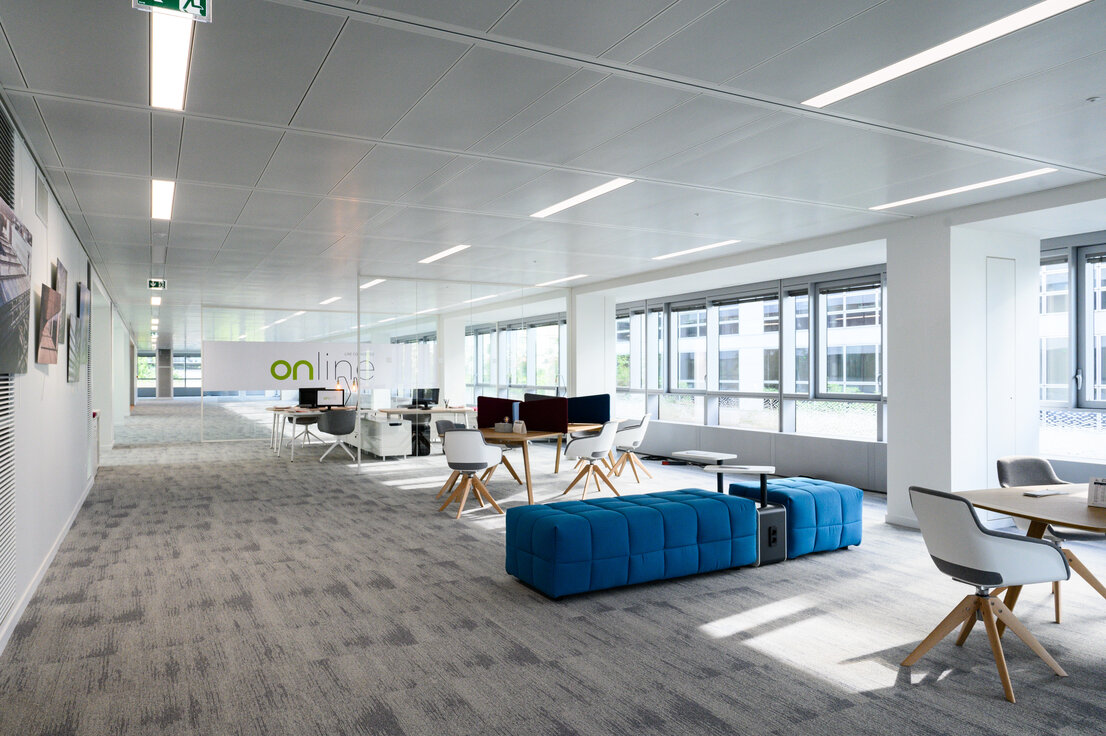 © © www.Lindner-Group.com © © www.Lindner-Group.com