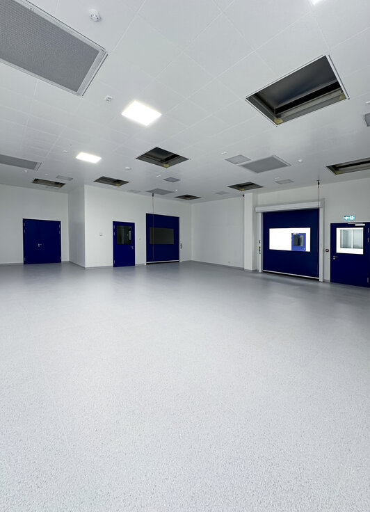 © © www.Lindner-Group.com © © www.Lindner-Group.com