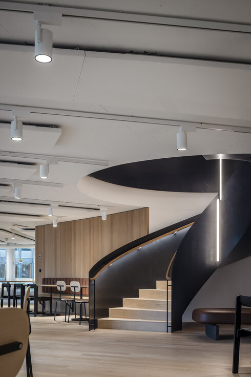 © © www.Lindner-Group.com © © www.Lindner-Group.com