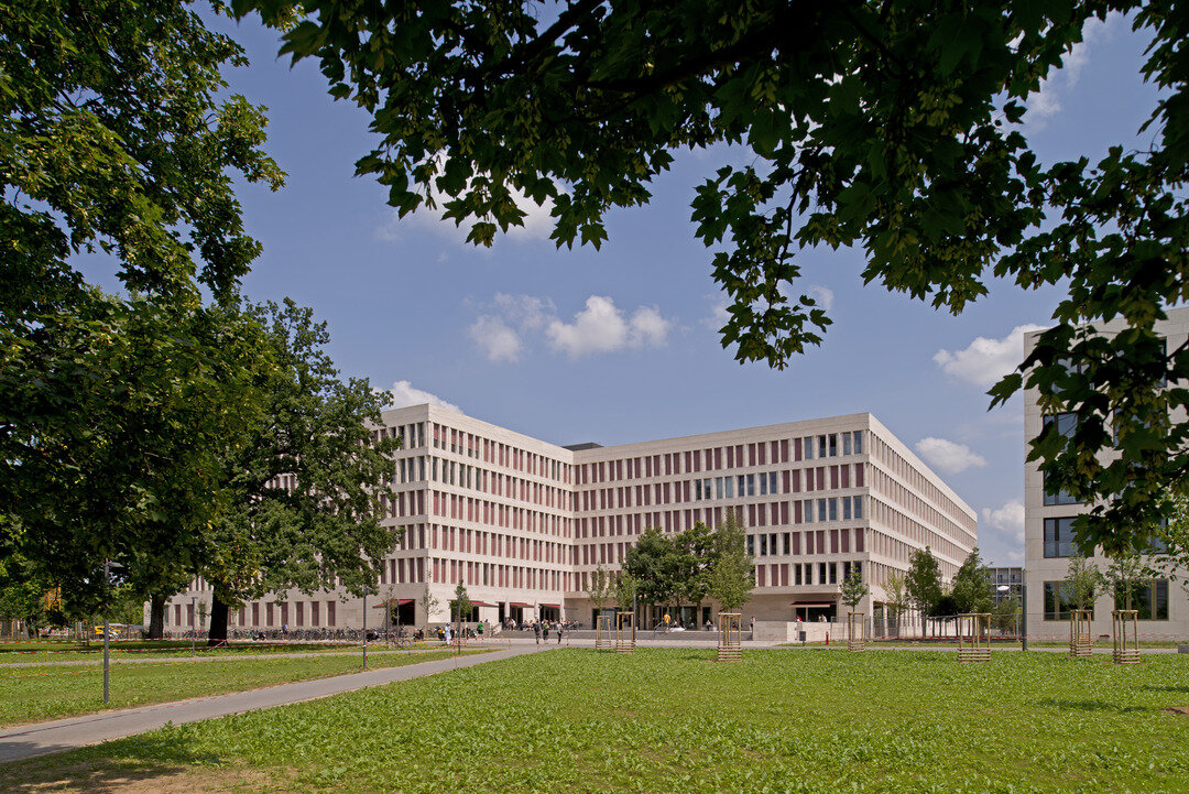 img_de_campus_westend_ii_71.tif img_de_campus_westend_ii_71.tif