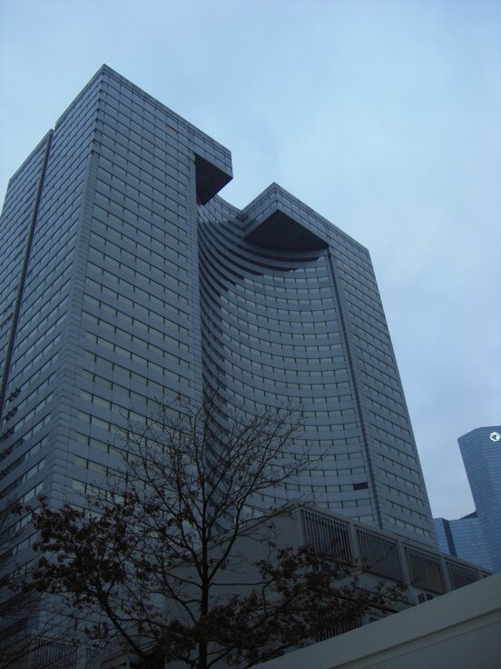 img_fr_tour_descartes_1 img_fr_tour_descartes_1