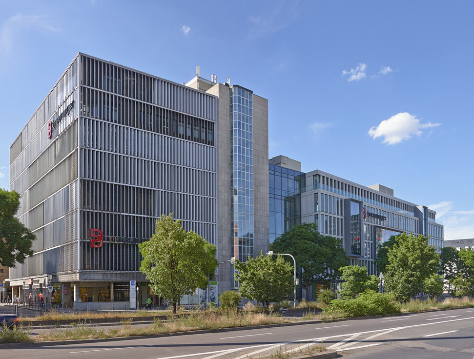 img_de_breuninger_stuttgart_2 img_de_breuninger_stuttgart_2