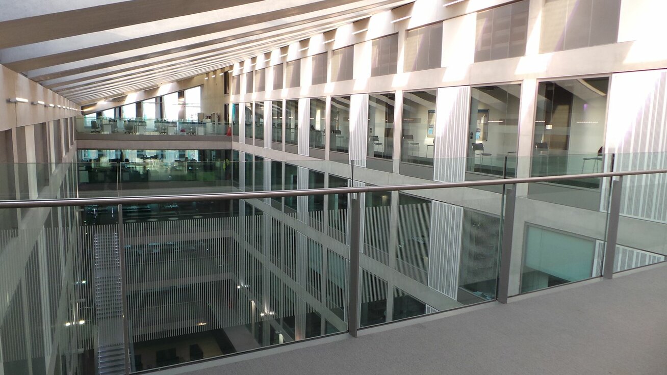 img_uk_mmu_10 img_uk_mmu_10