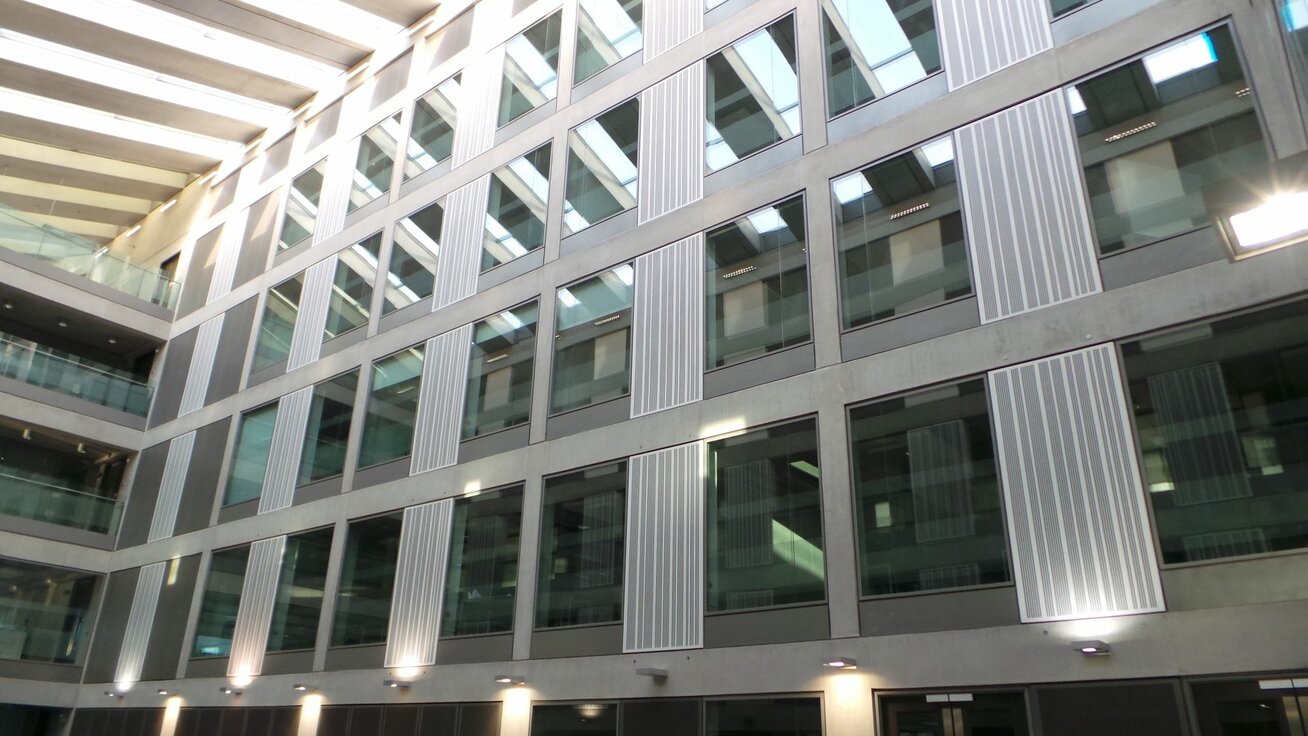 img_uk_mmu_3 img_uk_mmu_3