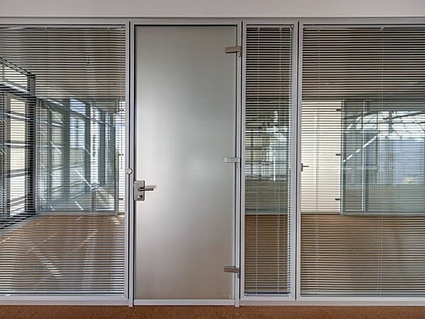 img_de_baader_bank_8_1 img_de_baader_bank_8_1