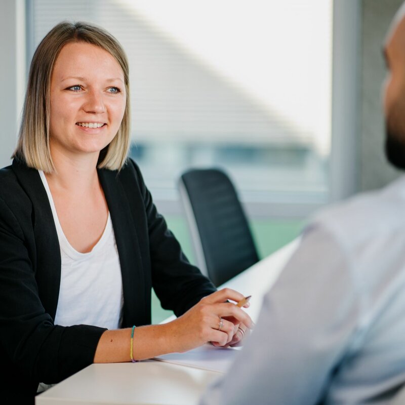 img-de-Bewerbungsgespräch-vortrag-02 img-de-Bewerbungsgespräch-vortrag-02