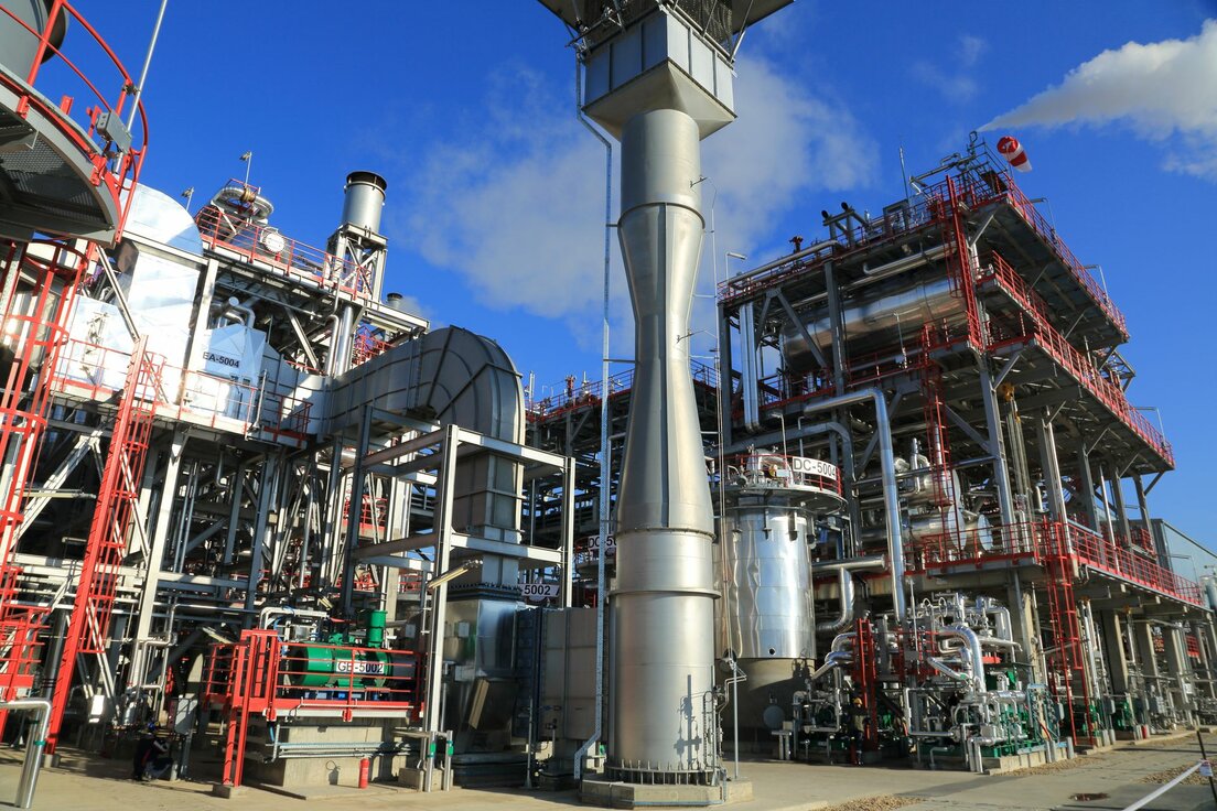 img_rs_nis_refinery_14 img_rs_nis_refinery_14