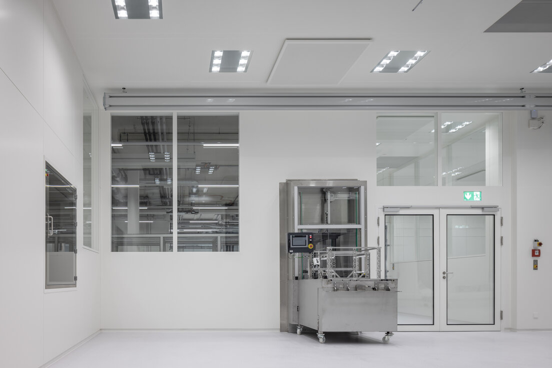 © © www.Lindner-Group.com © © www.Lindner-Group.com