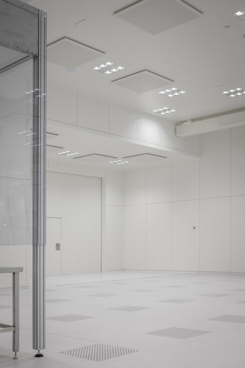 © © www.Lindner-Group.com © © www.Lindner-Group.com