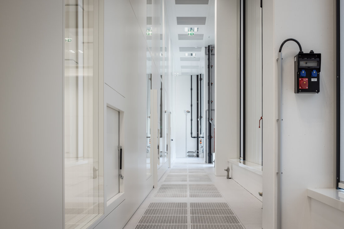 © © www.Lindner-Group.com © © www.Lindner-Group.com