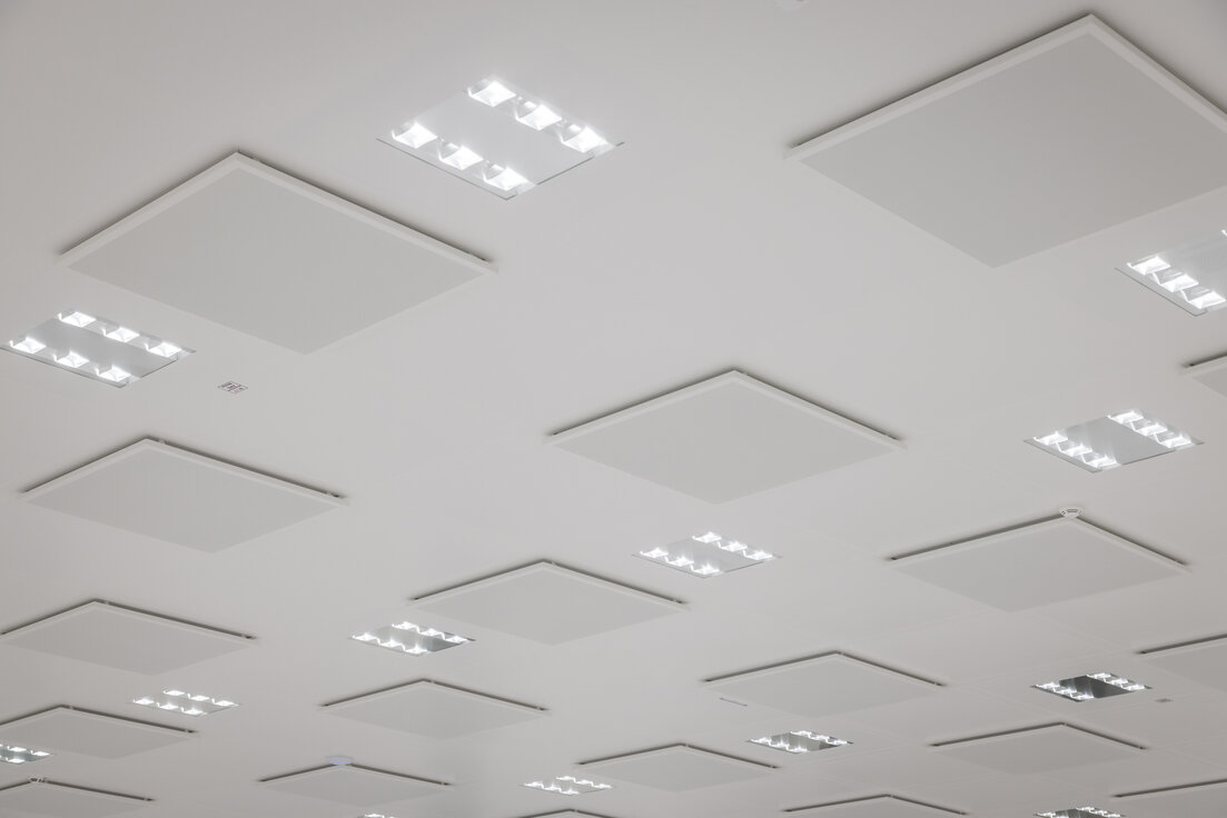 © © www.Lindner-Group.com © © www.Lindner-Group.com