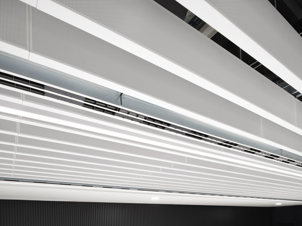 © © www.Lindner-Group.com © © www.Lindner-Group.com