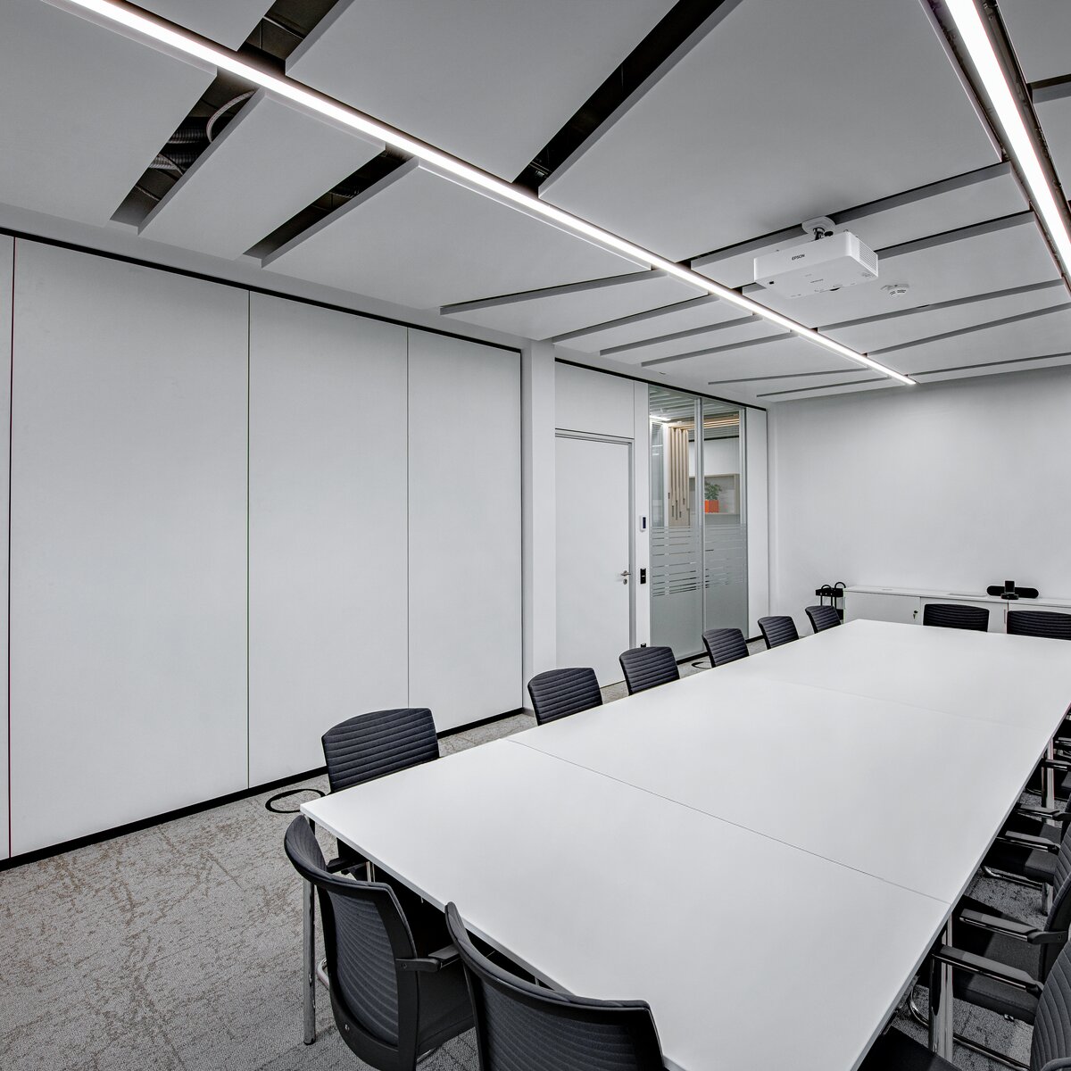 © © www.Lindner-Group.com © © www.Lindner-Group.com